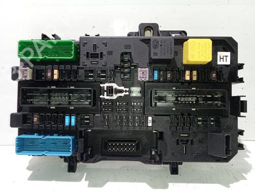 Used Fuse box Fuse box 24694943 24694943