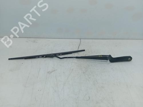 Used Front windshield wiper arm Front windshield wiper arm 36805168 36805168