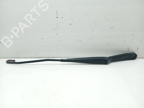 Used Front windshield wiper arm SEAT CORDOBA (6L2) 1.9 TDI (100 hp) 31104788