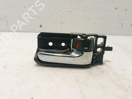 Puxador interior trás direito TOYOTA AVENSIS (_T25_) 2.0 D-4D (CDT250_, CDT250R) (116 hp) 31814817