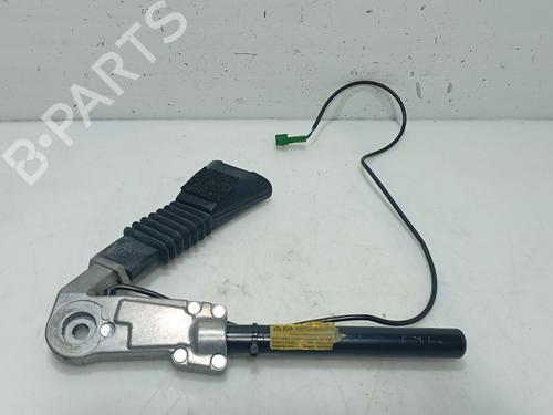 Used Seat buckle Seat buckle OPEL VECTRA B (J96) 1.6 i 16V (F19) (100 hp) 32852967 32852967