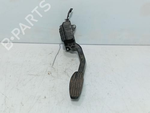 Pedal Pedal LANCIA YPSILON (843_) 1.3 JTD (843.AXD11, 843.AXD1A) (70 hp) 36527850 36527850