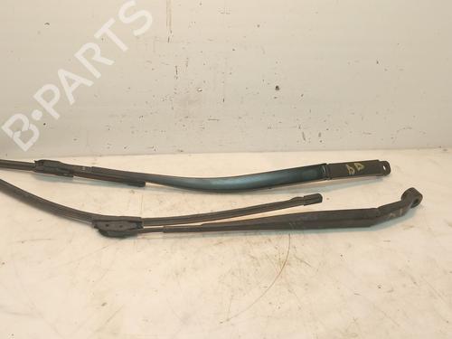 Used Front windshield wiper arm Front windshield wiper arm HONDA ACCORD VII Tourer (CM, CN) 2.2 i-CTDi (CN2) (140 hp) 35979721 35979721