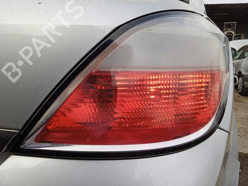 Used Right taillight Right taillight 19008783 19008783