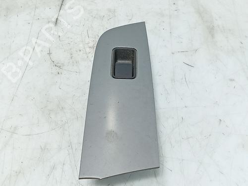 Used Right rear window switch Right rear window switch MAZDA 6 Hatchback (GH) 2.0 MZR-CD (GH14) (140 hp) 34233130 34233130