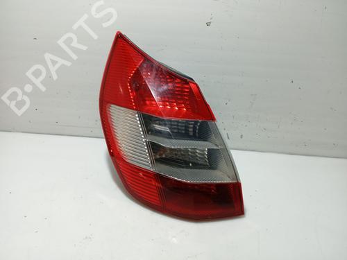 Używane Lampa tylna lewa RENAULT SCÉNIC II (JM0/1_) 1.9 dCi (JM0G, JM12, JM1G, JM2C) (120 hp) 31111714