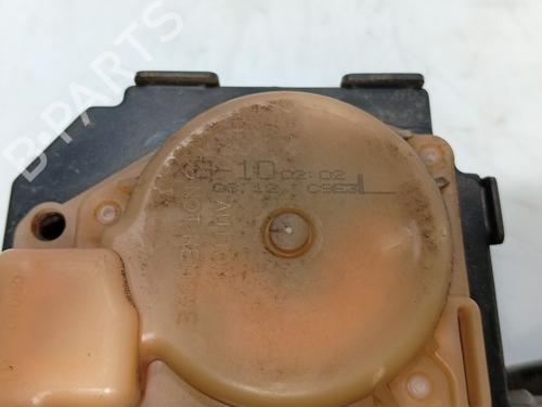 Front left seatbelt NISSAN ALMERA II Hatchback (N16) 1.5 dCi | BP32852925I26  - Image 5