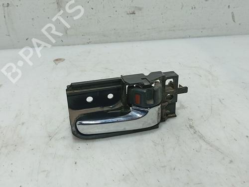 Høyre foran invendig håndtak Høyre foran invendig håndtak TOYOTA COROLLA (_E12_) 2.0 D-4D (CDE120R, CDE120L_) (110 hp) 36406876 36406876
