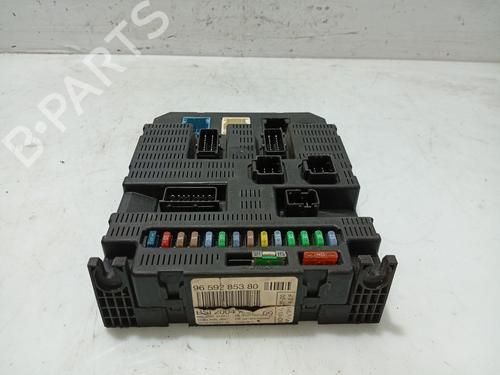 Fuse box PEUGEOT 207 (WA_, WC_) 1.4 HDi | BP31102845E1