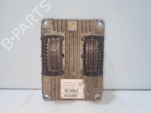Centralina do motor FIAT GRANDE PUNTO (199_) 1.4 (199AXB11, 199AXB1A, 199BXB1A, 199AXL1A) (77 hp) 31100595