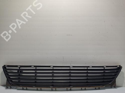 Used Grille OPEL CORSA C (X01) 1.3 CDTI (F08, F68) (70 hp) 23427357