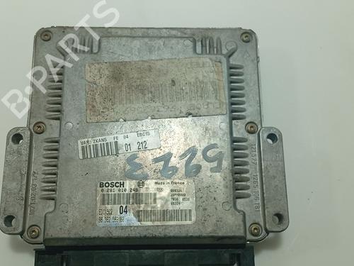 Steuergerät Motor für PEUGEOT 306 Hatchback (7A, 7C, N3, N5) [1993-2003]  31099846