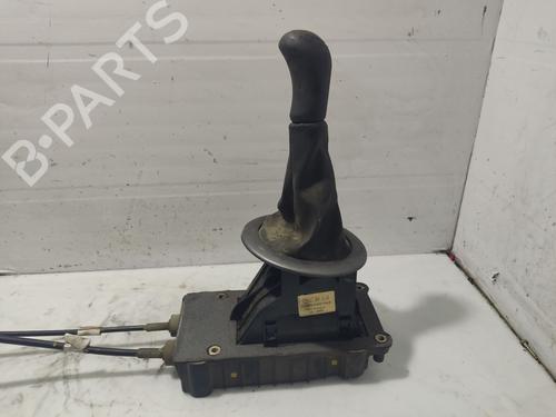 Używane Dźwignia zmiany biegów RENAULT MEGANE II (BM0/1_, CM0/1_) 1.5 dCi (BM0F, BM0T, BM2B, CM0F, CM0T) (82 hp) 31100854