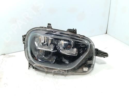 Used Right headlight Right headlight CITROËN C3 III (SX) 1.2 PURETECH 82 (82 hp) 40298336 40298336