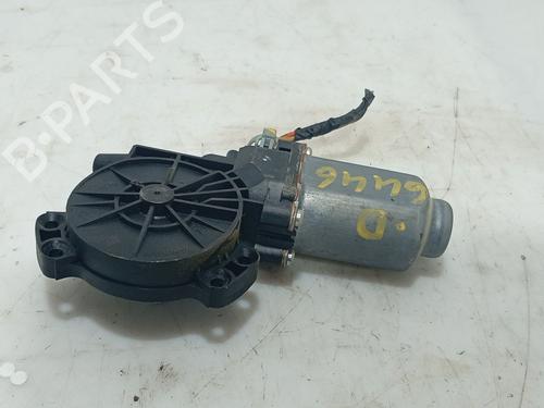 Fensterhebermotor vorne rechts für Fensterhebermotor vorne rechts HYUNDAI SONATA V (NF) 2.0 CRDi (140 hp) 34734553 34734553