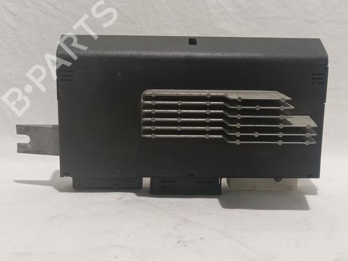 Used Fuse box Fuse box 18980877 18980877