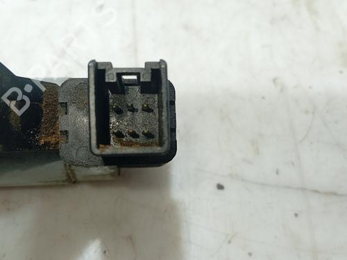 Right front window motor MAZDA 3 (BK) 1.6 DI Turbo | BP36434578E20 - Image 5