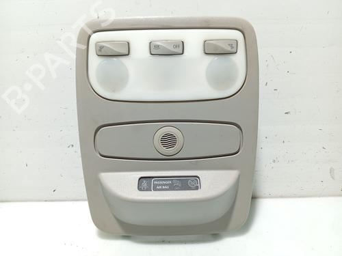 Używane Lampa oświetlenia wnętrza RENAULT CLIO IV Grandtour (KH_) 1.5 dCi 90 (KHN3, KHN4) (90 hp) 31105191