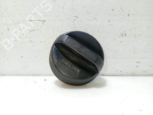 Tapa exterior combustible NISSAN PRIMERA (P11) 2.0 16V (131 hp) 31109382