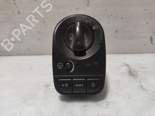 Forlygtekontakt JAGUAR X-TYPE I (X400) 2.5 V6 All-wheel Drive (196 hp) 18984594