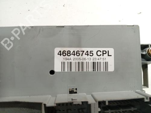 Fuse box FIAT CROMA (194_) 1.9 D Multijet (194AXB1B) | BP31104842E1 