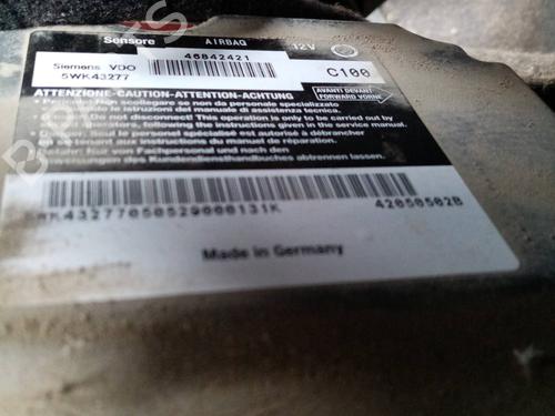 ecu-airbags-alfa-romeo-147-937_-5wk43277-2000-2001-2002-2003-2004-2005-2006-2007-2008-2009-2010-18987256 main image