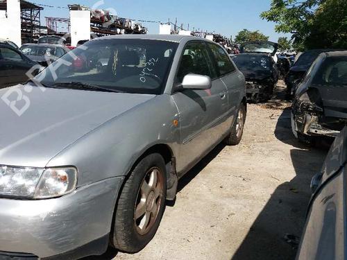 Commandes au volant AUDI A3 (8L1) 1.9 TDI | BP31098572E15 