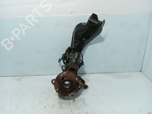 Used Left front steering knuckle NISSAN PRIMERA Hatchback (P11) 1.6 16V (106 hp) 32780548