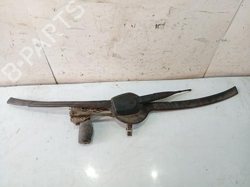 Used Front wiper motor MERCEDES-BENZ 124 Saloon (W124) 200 D (124.120) (72 hp) 31104653