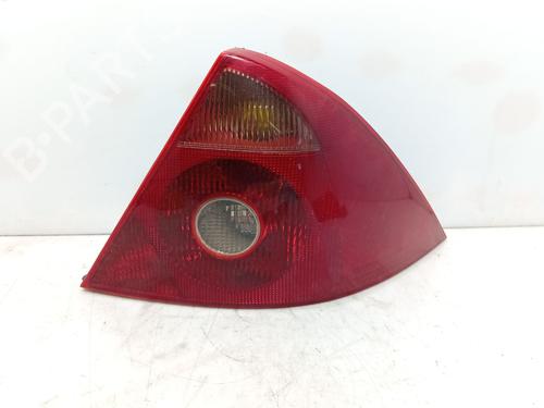 right-taillight-ford-mondeo-iii-b5y-2000-2001-2002-2003-2004-2005-2006-2007-36108167 main image