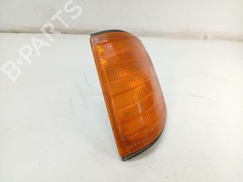 Used Left front indicator MERCEDES-BENZ 124 Saloon (W124) 200 D (124.120) (72 hp) 31104973
