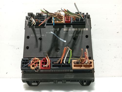 Used Electronic module VW POLO IV (9N_, 9A_) [2001-2014]  31103238