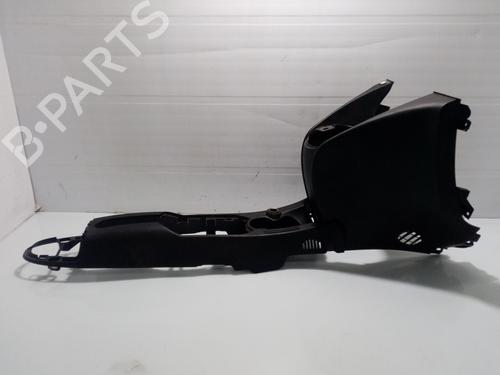 Mittelkonsole LANCIA YPSILON (843_) 1.3 D Multijet (843.AXE11, 843.AXE1A) (90 hp) 22979998