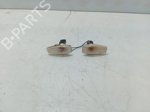 Clignotant avant gauche HYUNDAI TRAJET (FO) 2.0 CRDi (113 hp) 32035155