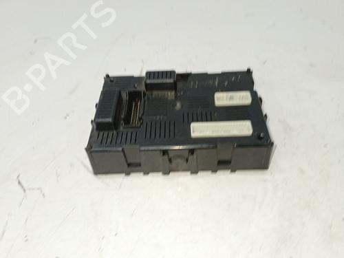 Sikringsdåse NISSAN MICRA III (K12) 160 SR (110 hp) 31105536