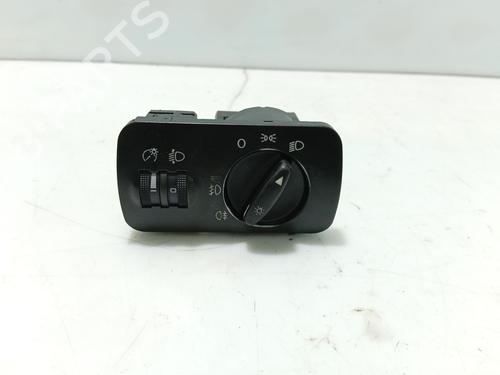 Mando luces SEAT LEON (1M1) 1.6 16 V (105 hp) 31608776