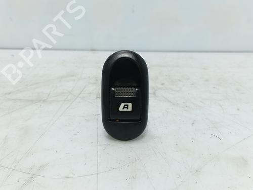 Used Right front window switch Right front window switch CITROËN C3 I (FC_, FN_) 1.4 HDi (68 hp) 36527140 36527140