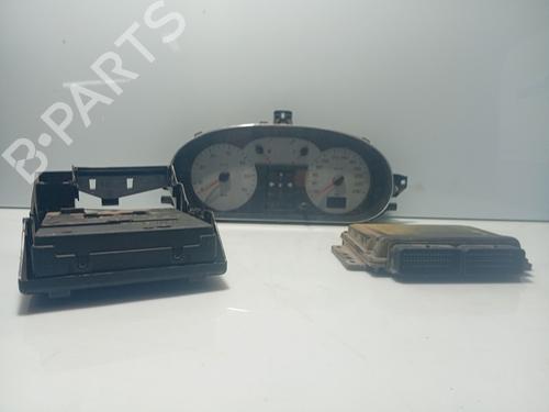 Calculateur moteur (ecu) RENAULT MEGANE I Coach (DA0/1_) 1.4 16V (DA0D, DA1H, DA0W, DA10) (95 hp) 31110658