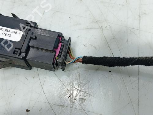 Warning switch VW POLO IV (9N_, 9A_) 1.9 SDI | BP32424730I22