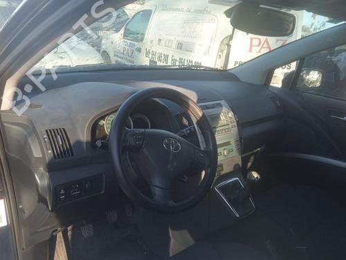 Right front fog light TOYOTA COROLLA Verso (ZER_, ZZE12_, R1_) 2.2 D-4D (AUR10_, AUR10R) | BP23218471C31 