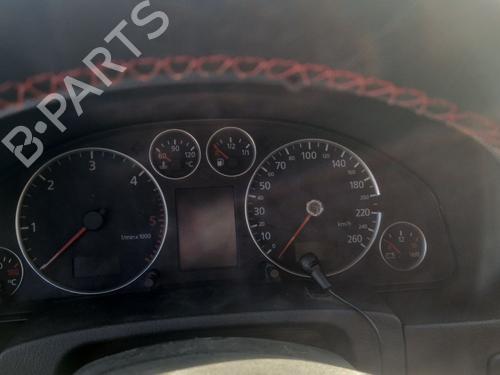 Commandes au volant AUDI A6 C5 Avant (4B5, 4B6) 2.5 TDI | BP31104630E15 