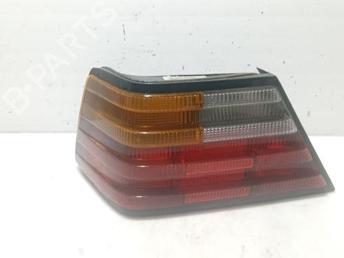 Venstre baglygte Venstre baglygte MERCEDES-BENZ 124 Saloon (W124) 250 D (124.125) (90 hp) 32220312 32220312