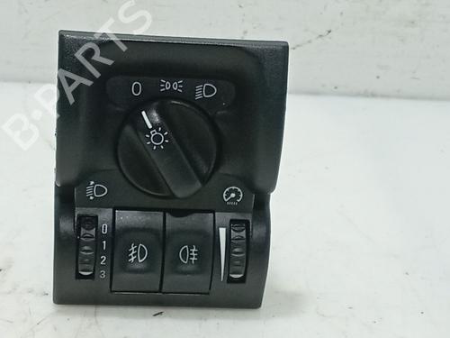 Used Headlight switch Headlight switch OPEL VECTRA B (J96) 1.6 i 16V (F19) (100 hp) 32686740 32686740