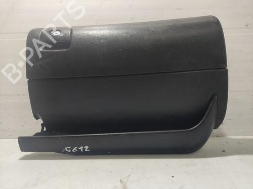 Guantera SEAT TOLEDO II (1M2) 1.6 16V (105 hp) 31101035