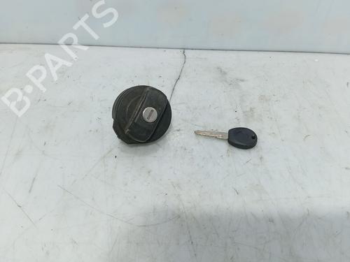 Used Fuel flap Fuel flap VW TRANSPORTER T4 Van (70A, 70H, 7DA, 7DH) 2.5 TDI (102 hp) 33422449 33422449