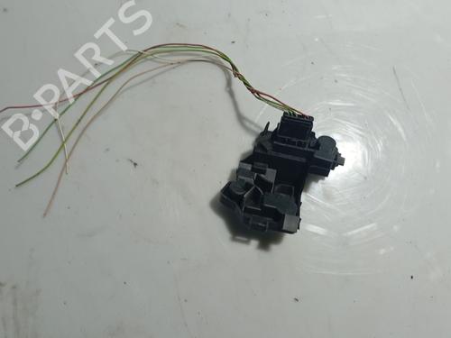 Suporte das lampadas PEUGEOT 106 II (1A_, 1C_) 1.1 i (60 hp) 31111212