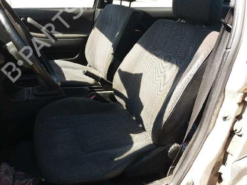 Left front indicator VW PASSAT B3/B4 (3A2, 35I) 1.8 | BP22978977C32