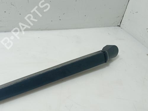 Front windshield wiper arm CITROËN C3 I (FC_, FN_) 1.4 HDi | BP32256092C143