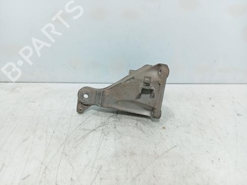 Używane Wspornik / Uchwyt Wspornik / Uchwyt BMW 1 (E87) 116 d (116 hp) 37436755 37436755