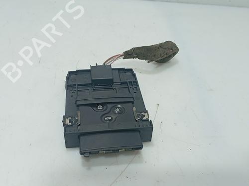 Used Electronic module Electronic module RENAULT MEGANE III Hatchback (BZ0/1_, B3_) 1.5 dCi (106 hp) 33421469 33421469